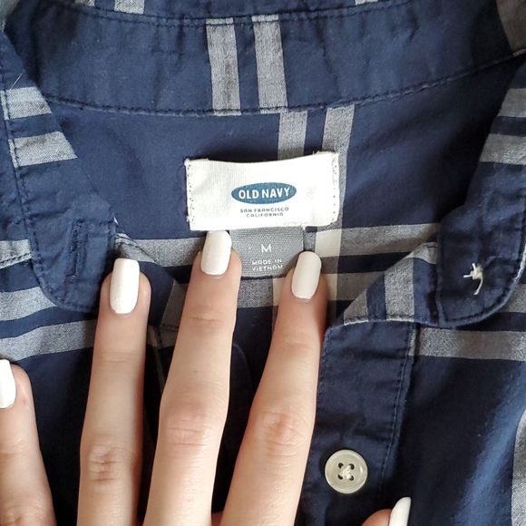 Old Navy button up - Picture 4 of 4